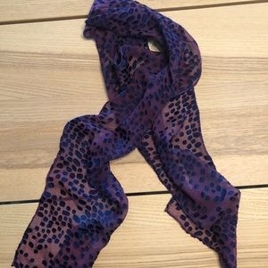 Beautiful Silk Hand Woven Purple Scarf